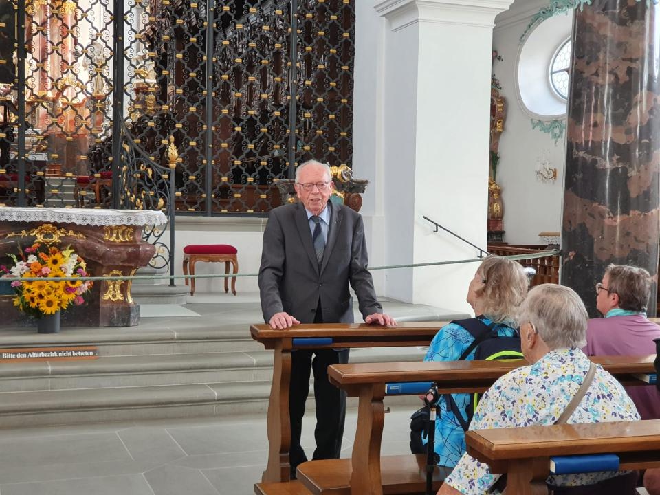 Seniorenausflug nach Beromünster - AltPfarrer Stutz