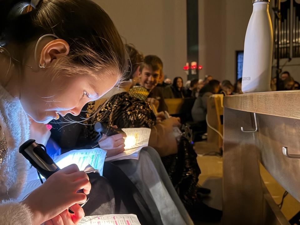 Weihnachtsmusical Kamel Kemailj