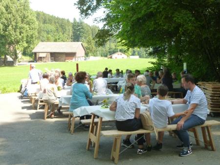 gemütliches Beisammensein auf dem Roset